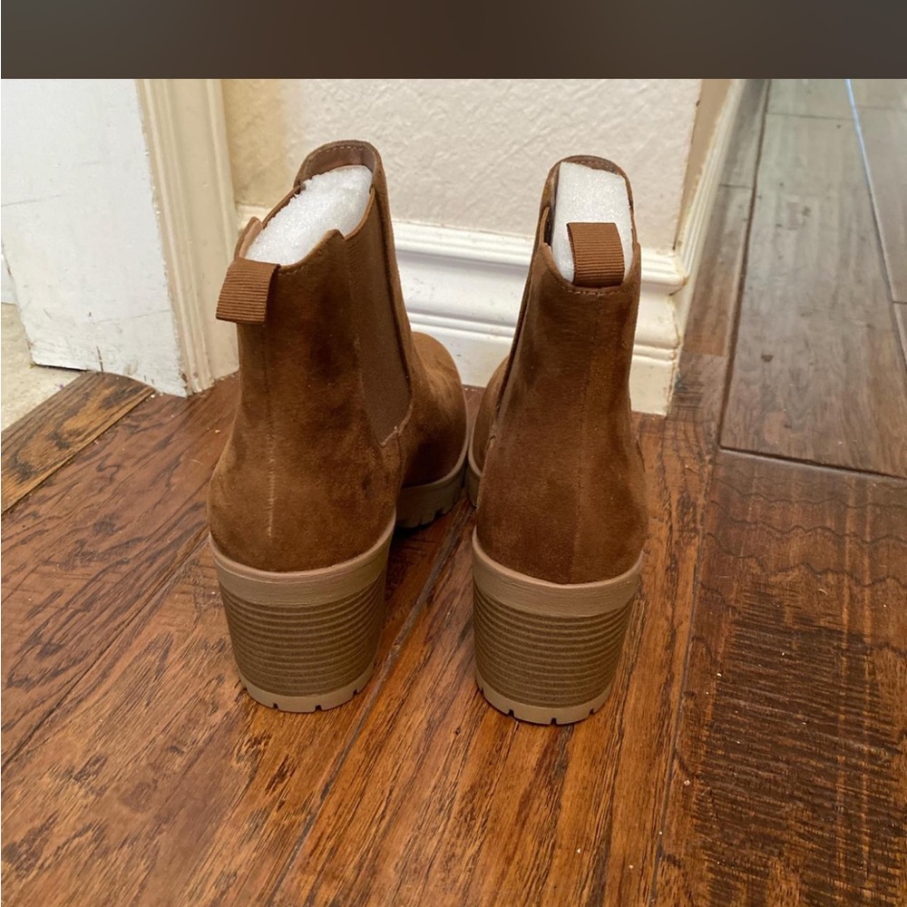 Women’s Brown Suede Chelsea Lug Boots - Picture 2 of 3